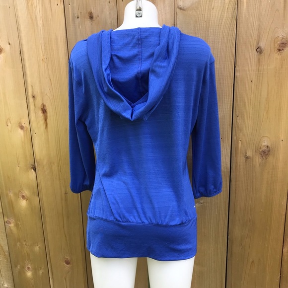 Adidas blue hooded 3/4 sleeve top size medium - Picture 5 of 10